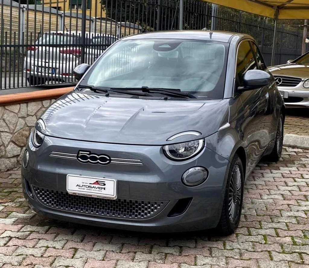 Fiat 500E 2020 photo 2