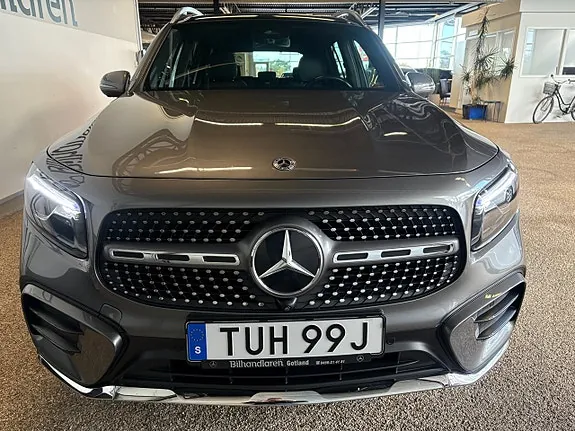 Mercedes-Benz Glb200 2026 photo 2
