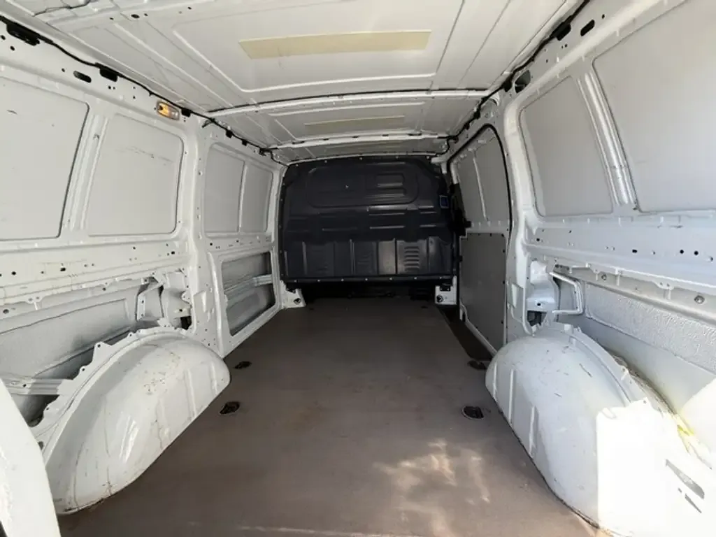 Mercedes-Benz Metris Cargo Van 2023 photo 5