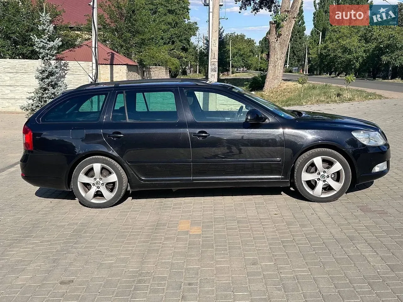 Skoda Octavia 2010 photo 5