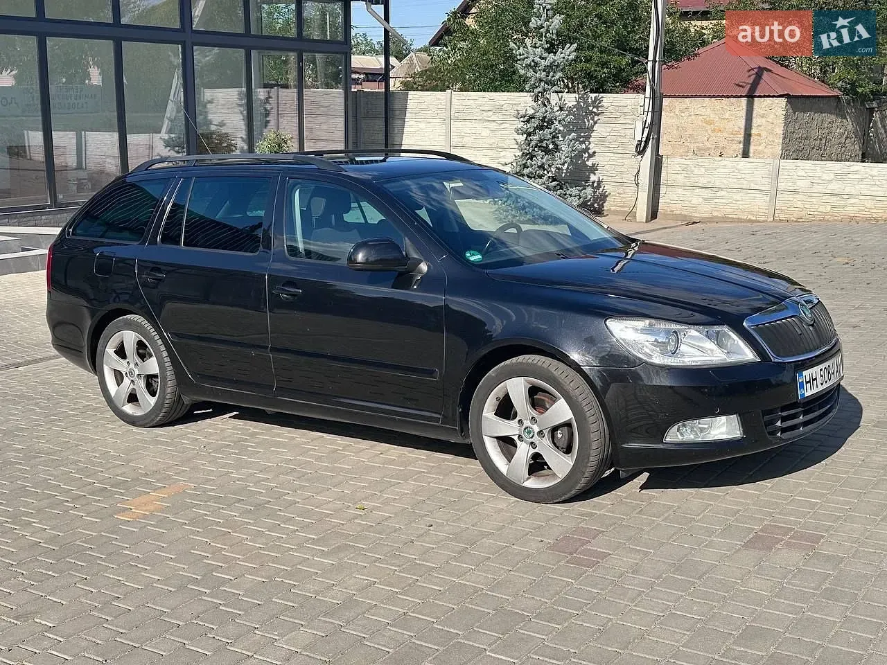 Skoda Octavia 2010 photo 3