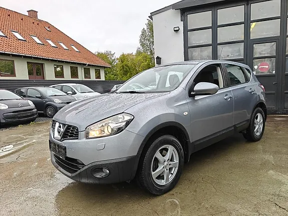 Nissan Qashqai 2010 photo 2