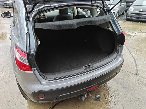 Nissan Qashqai 2010 photo 5