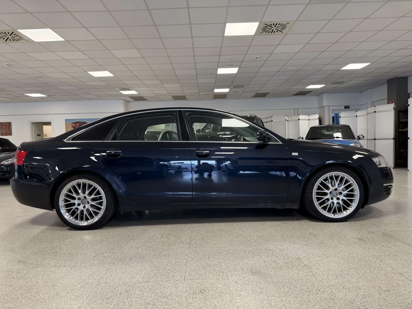 Audi A6 2005 photo 2