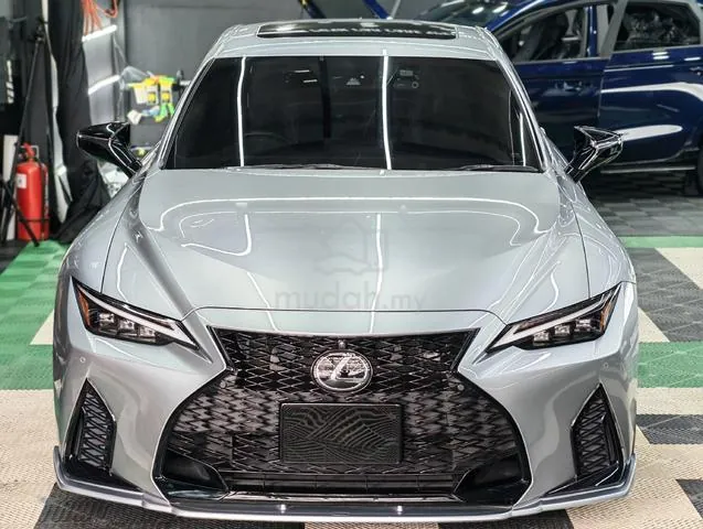 Lexus Is300