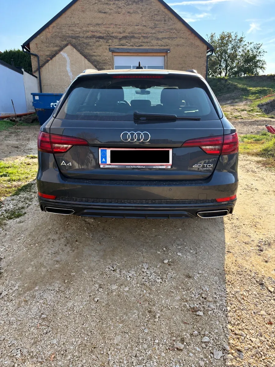 Audi A4 2019 photo 2