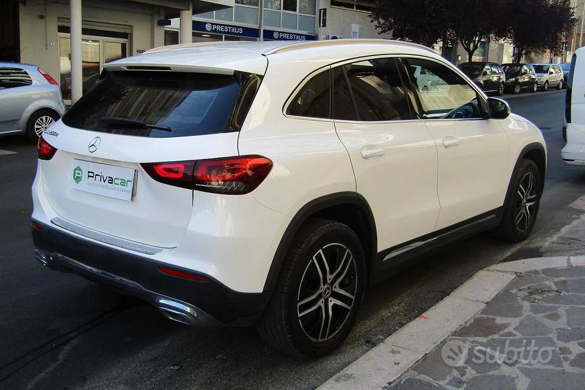 Mercedes-Benz Gla 2023 photo 4
