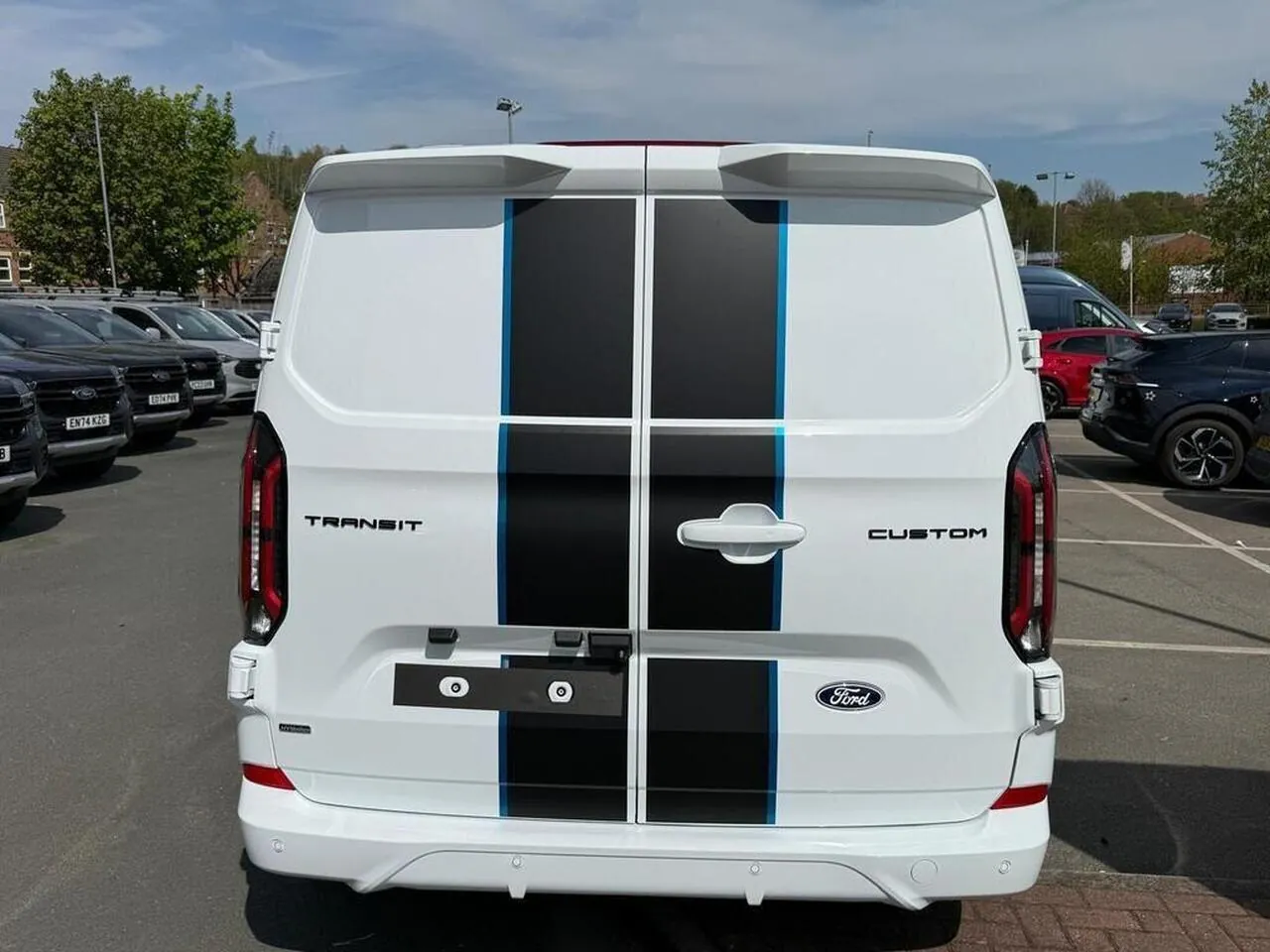 Ford Transit Custom photo 4
