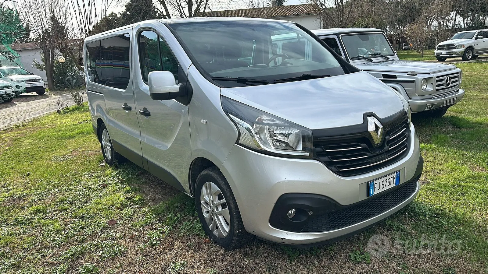 Renault Trafic 2017 photo 2