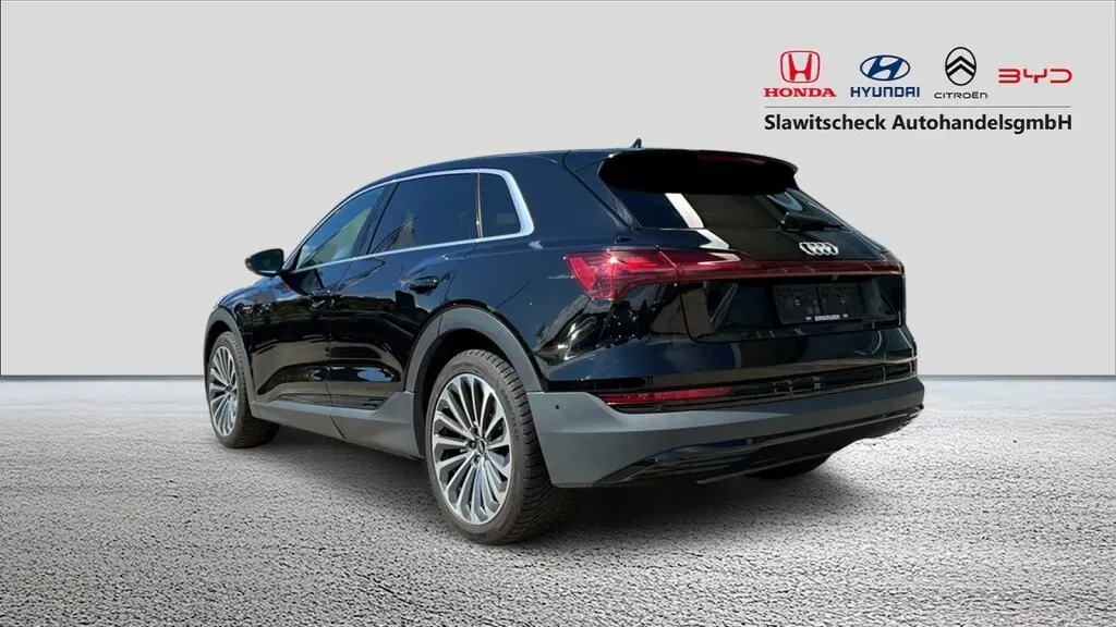 Audi E-Tron 2021 photo 3