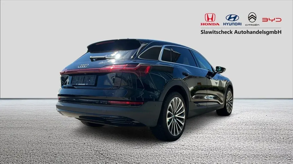 Audi E-Tron 2021 photo 5
