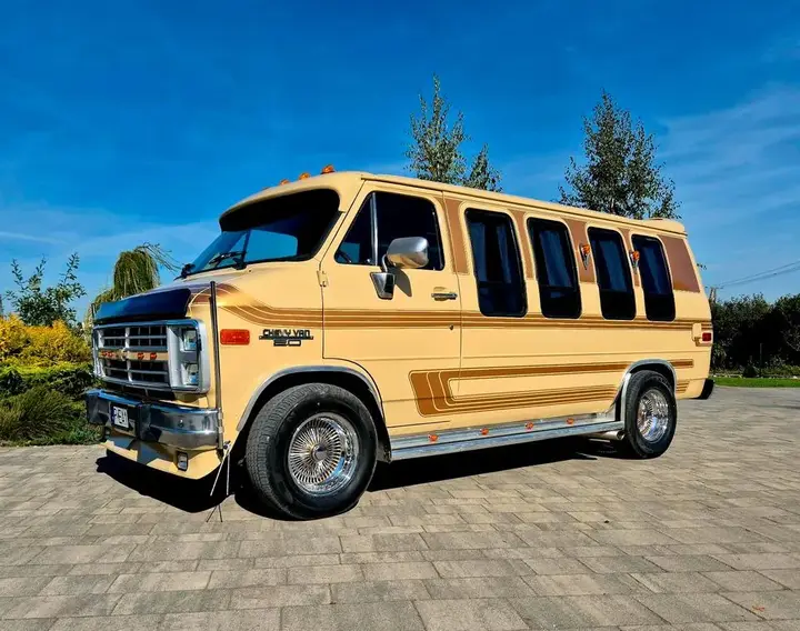 Chevrolet G20