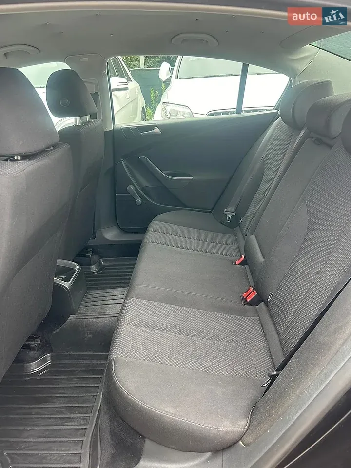 Volkswagen Passat 2008 photo 4