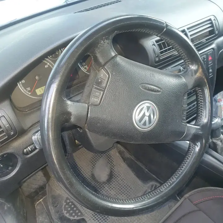 Volkswagen Passat 2003 photo 3