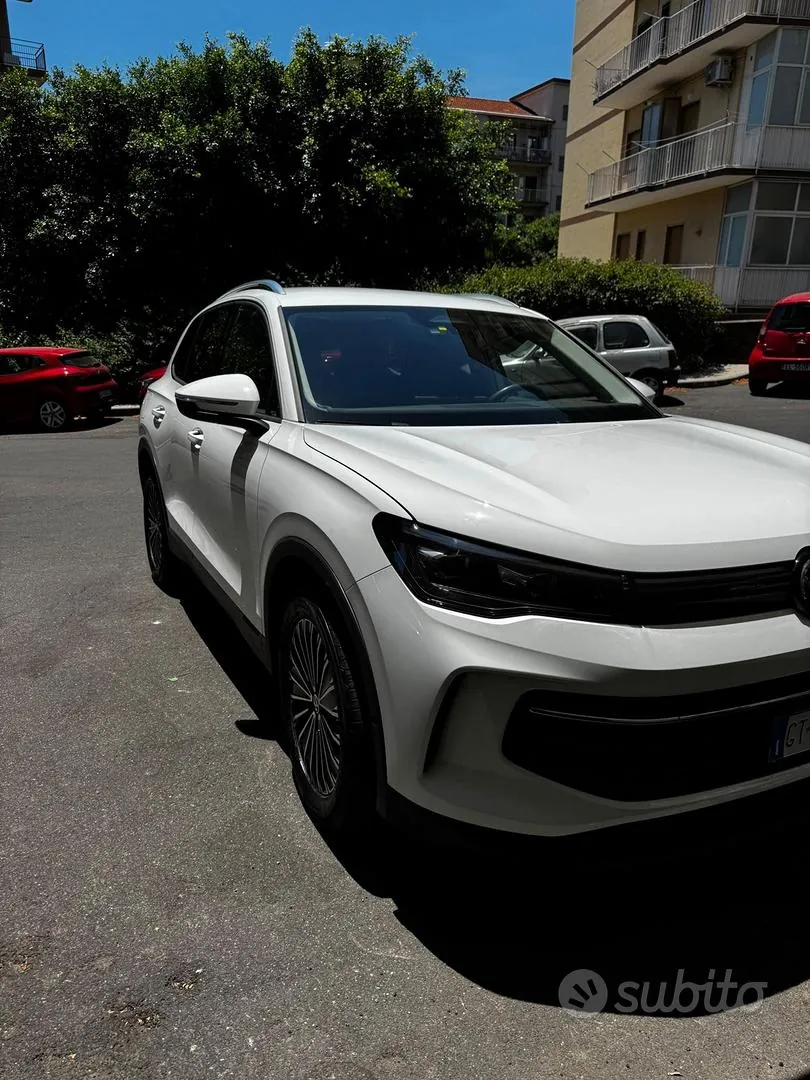 Volkswagen Tiguan 2024 photo 4