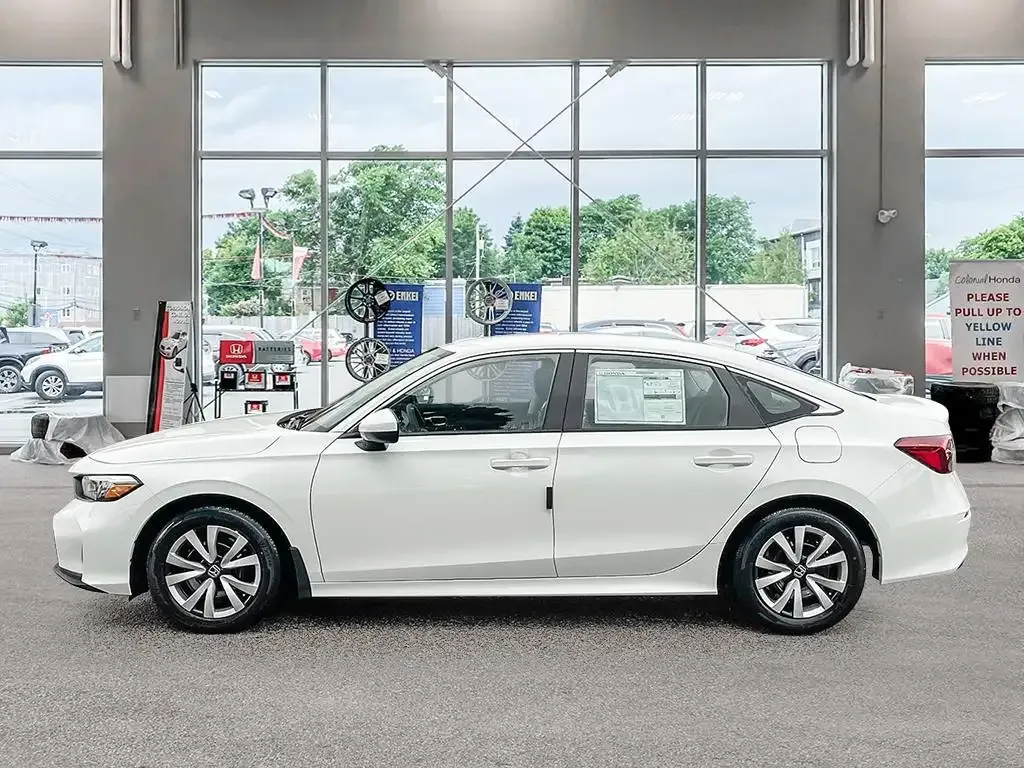 Honda Civic 2026 photo 3