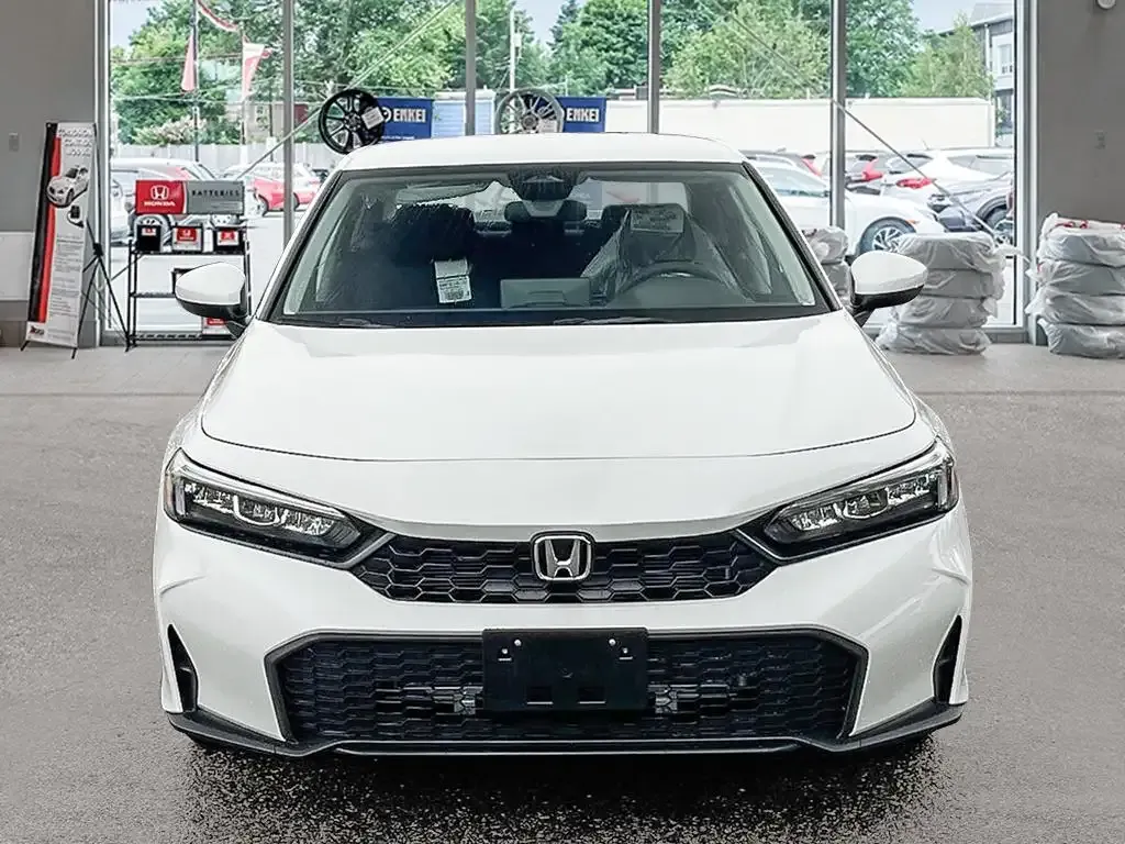 Honda Civic 2026 photo 2