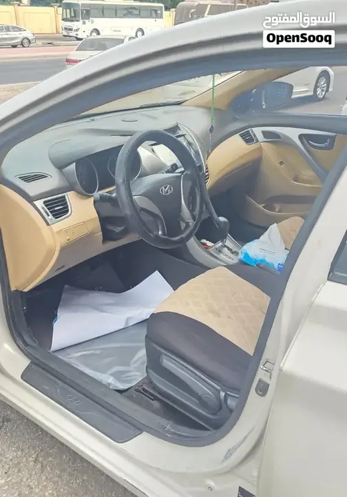 Hyundai Elantra 2013 photo 4