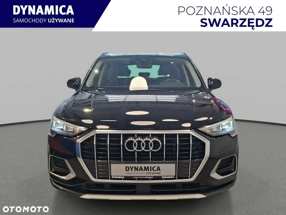 Audi Q3 2022 photo 2