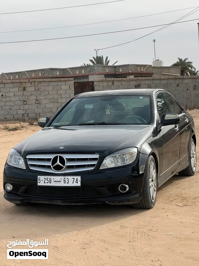 Mercedes-Benz C-Class 2010 photo 3