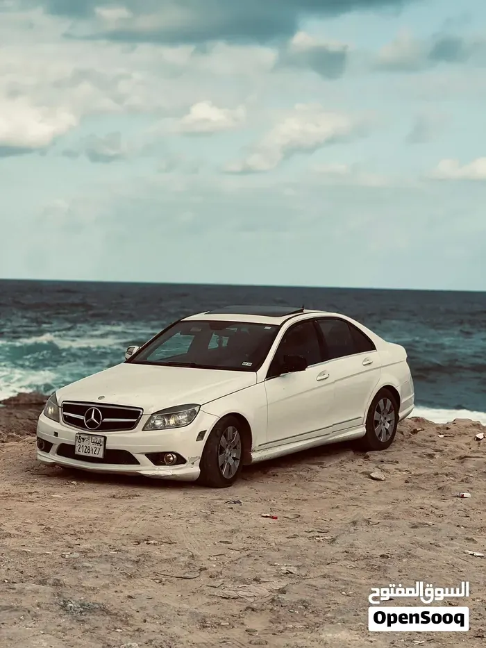 Mercedes-Benz C-Class 2010 photo 5