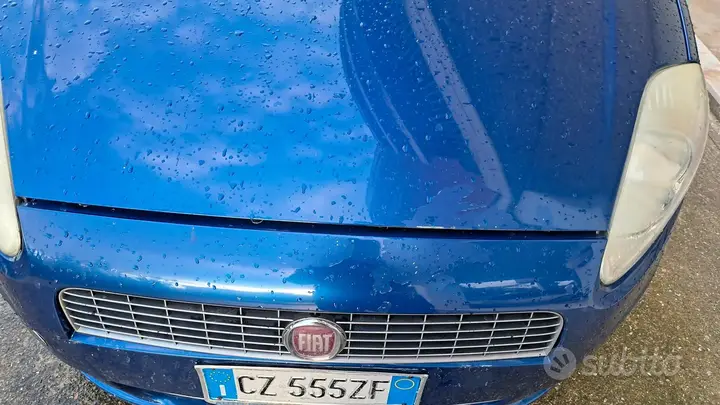 Fiat Grande Punto 2006 photo 2