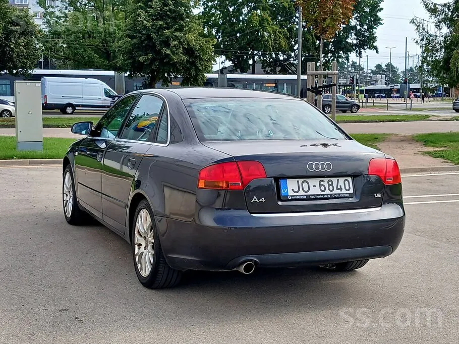 Audi A4 2008 photo 2