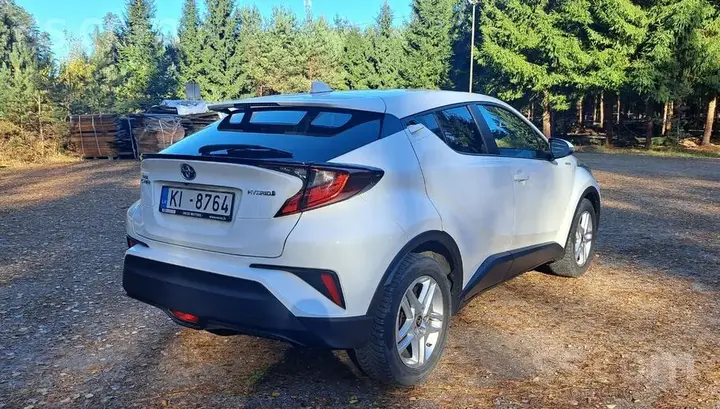 Toyota C-Hr 2020 photo 4