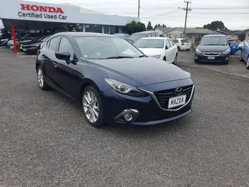 Mazda Axela 2015 photo 4