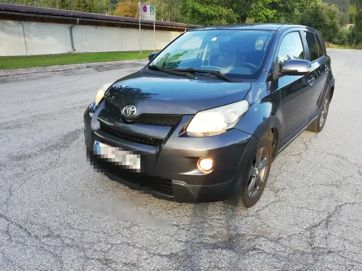 Toyota Urban Cruiser 2010 photo 3