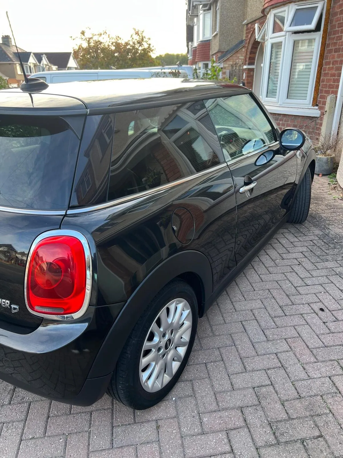 Mini Cooper D 2014 photo 4