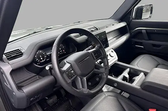 Land Rover Defender 110 2025 photo 5
