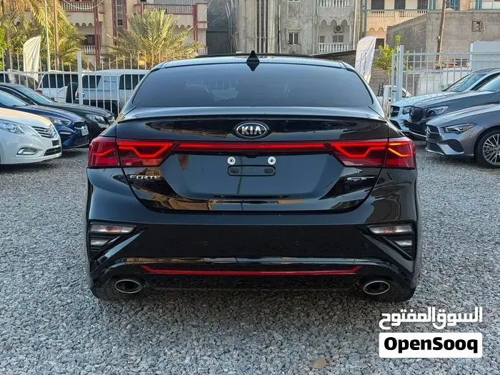 Kia Forte 2019 photo 4