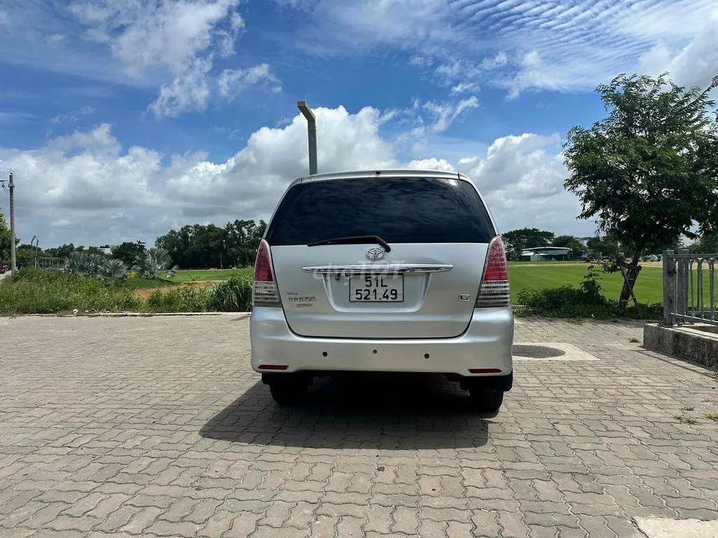 Toyota Innova 2009 photo 5