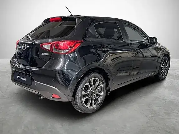 Mazda 2 2016 photo 5
