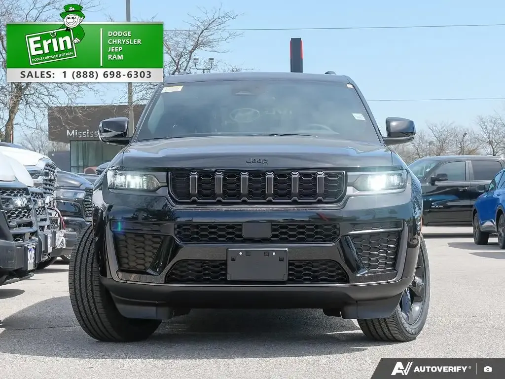 Jeep Grand Cherokee 2026 photo 2