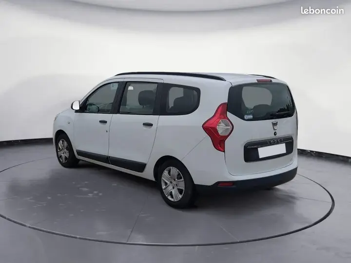 Dacia Lodgy 2018 photo 3