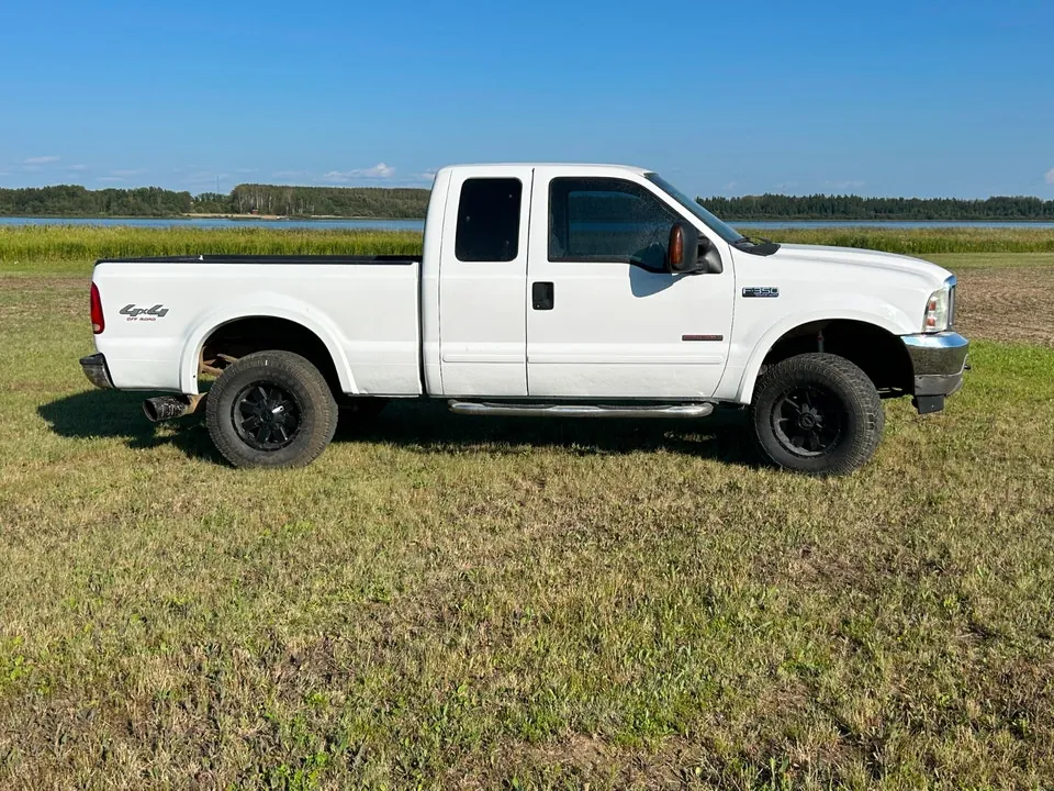 Ford F350 2003 photo 2