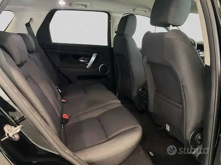 Land Rover Discovery Sport 2020 photo 5
