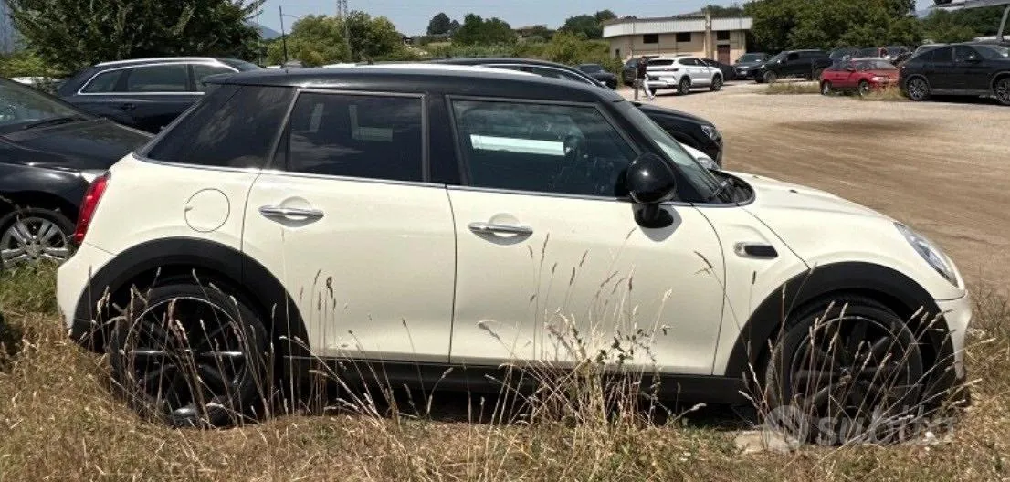 Mini Cooper D 2017 photo 4