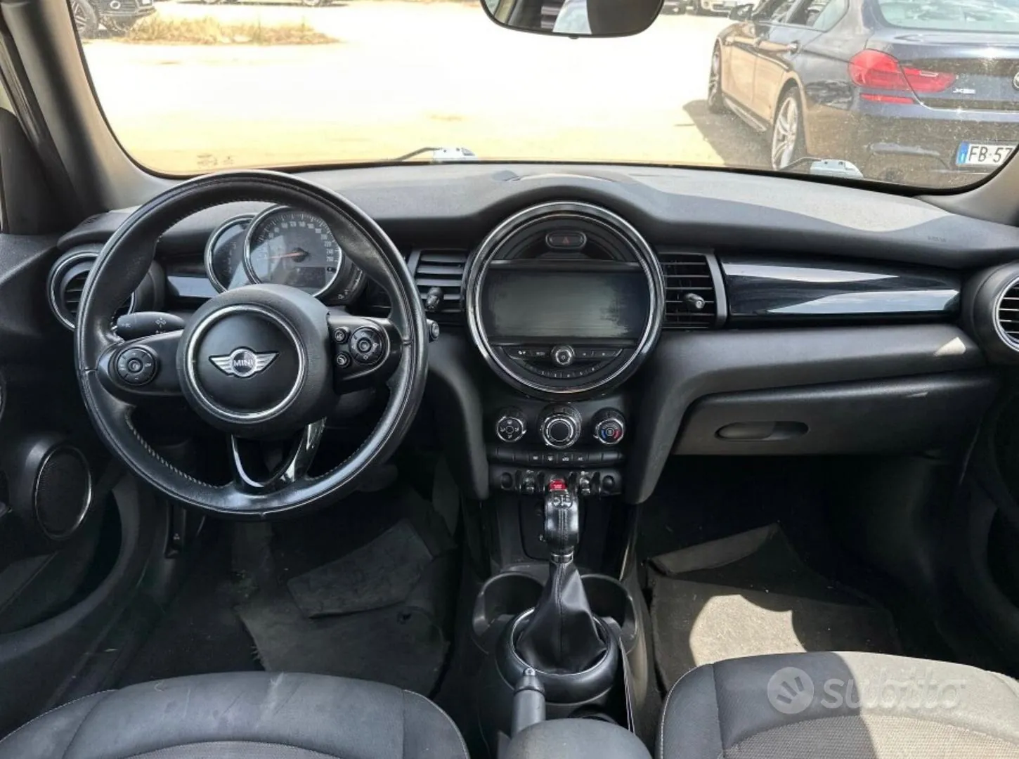 Mini Cooper D 2017 photo 3