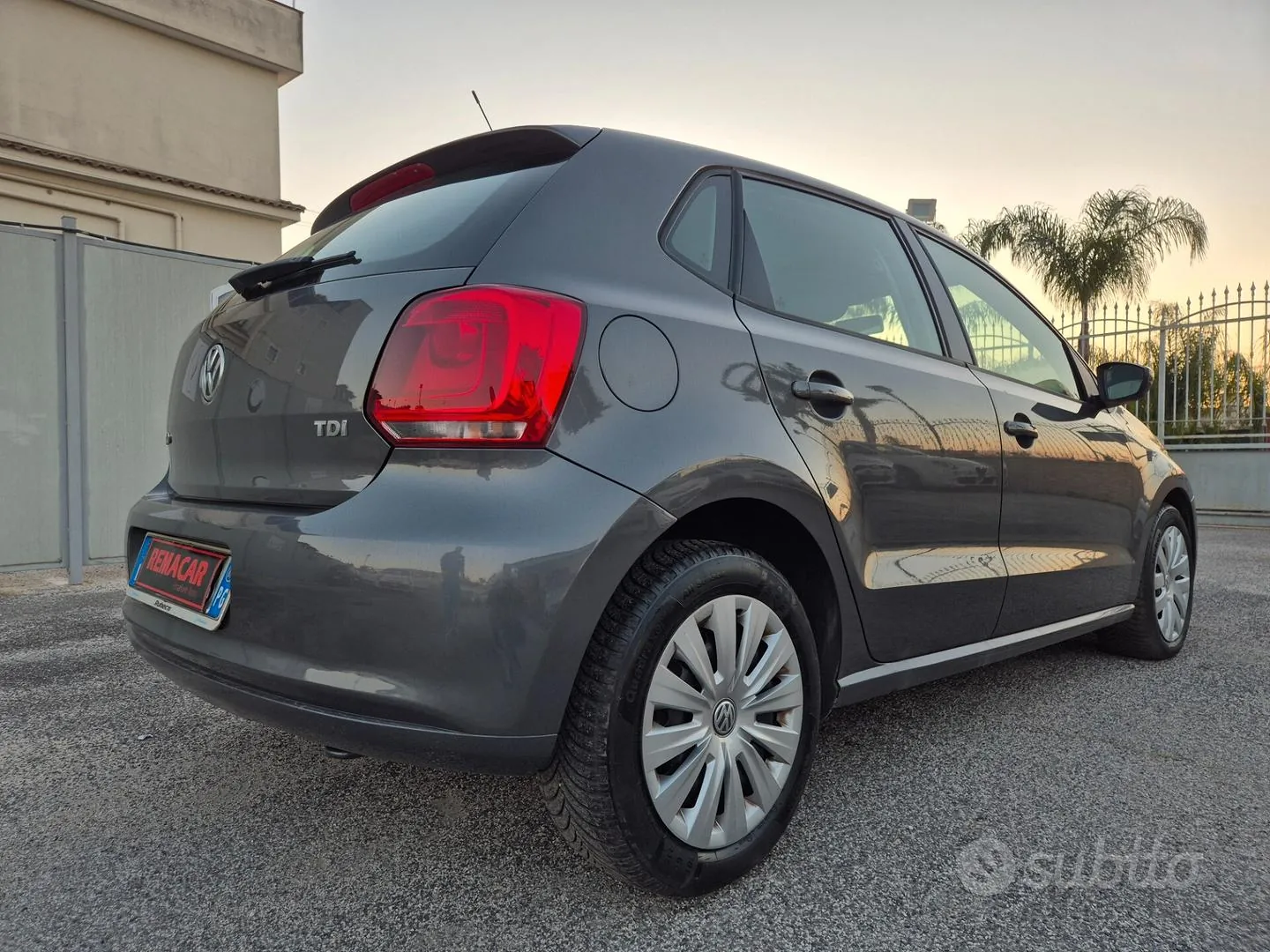 Volkswagen Polo 2012 photo 4