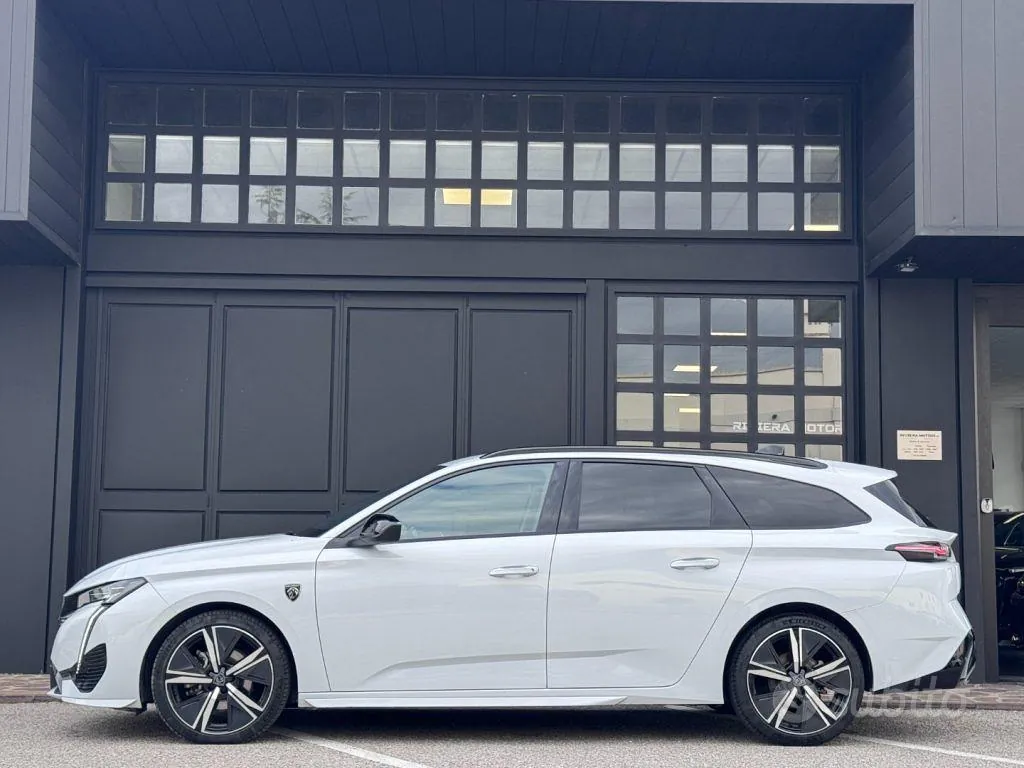 Peugeot 308 2025 photo 3