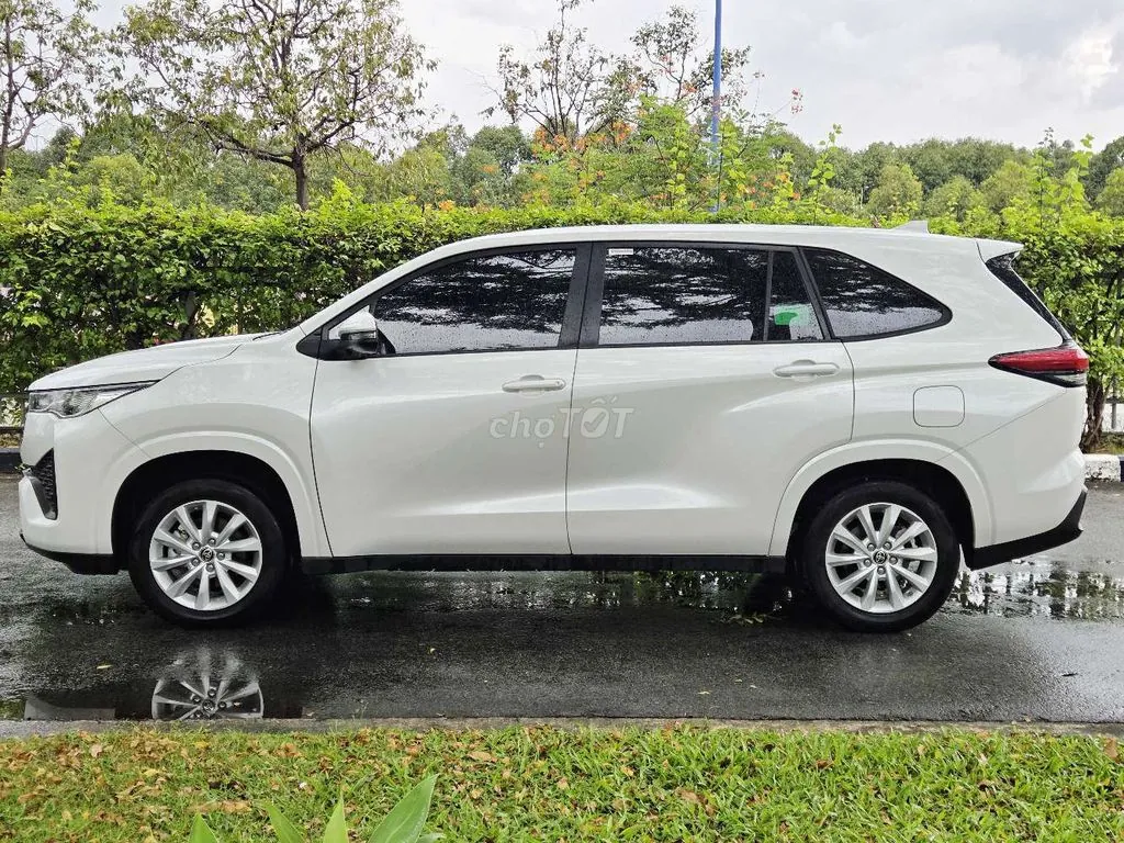 Toyota Innova Cross 2025 photo 3