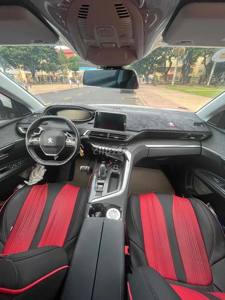 Peugeot 3008 2019 photo 3