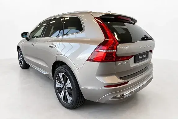 Volvo Xc60 2025 photo 2