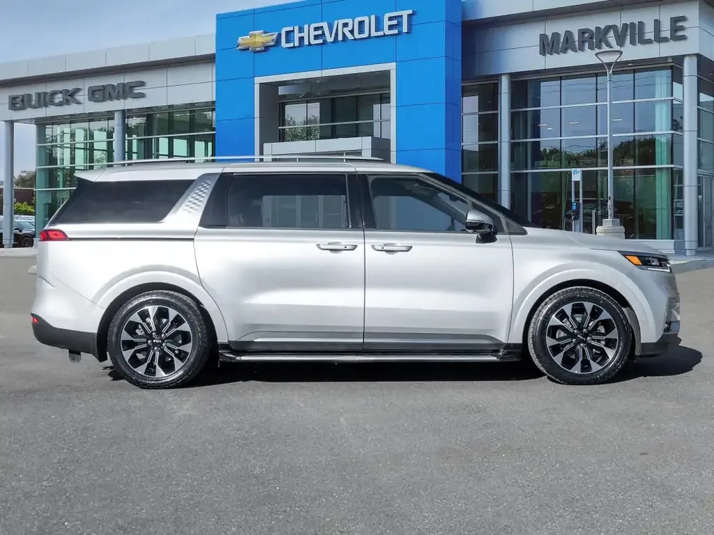 Kia Carnival 2023 photo 3