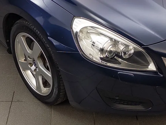 Volvo S60 2013 photo 3