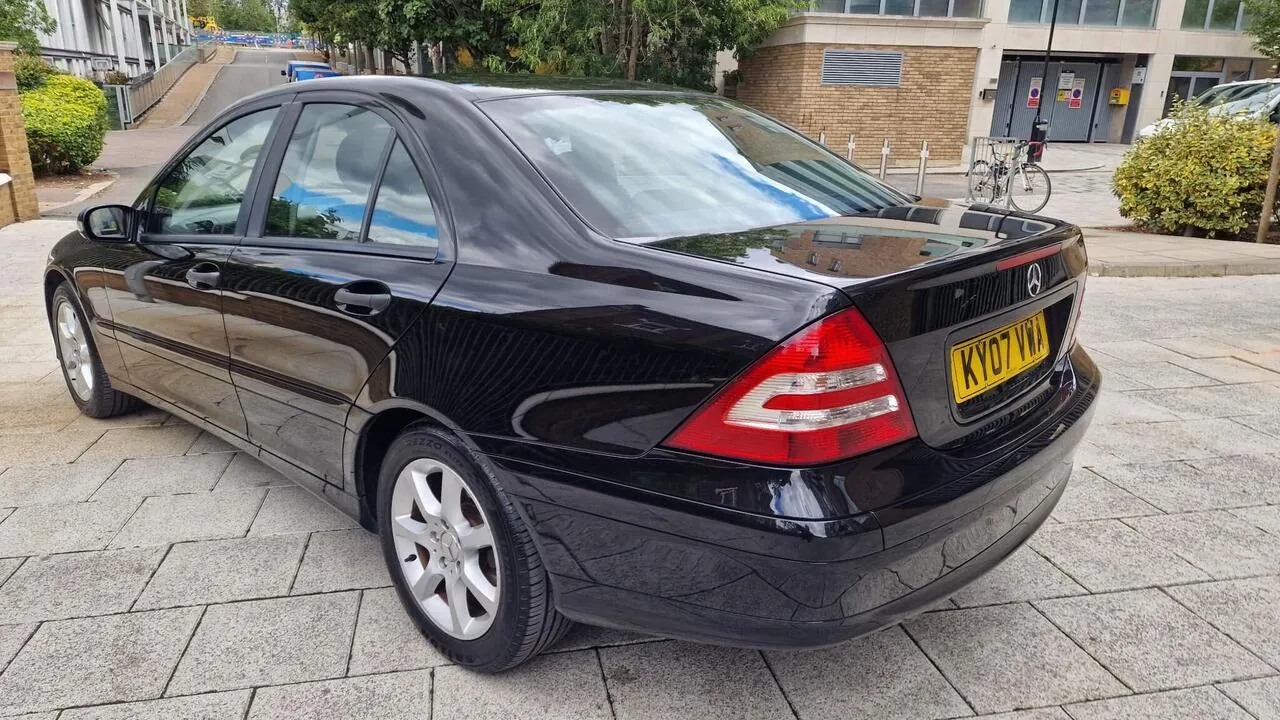 Mercedes-Benz C-Class 2007 photo 5