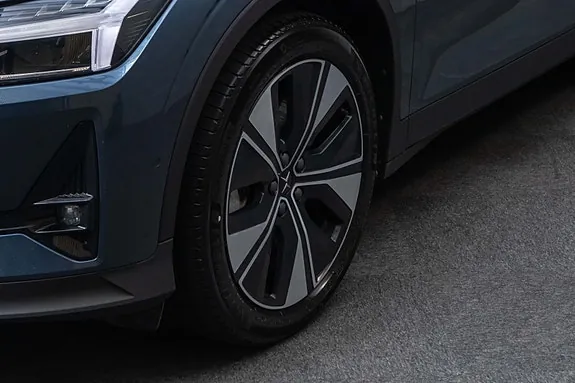 Polestar 2 2023 photo 5